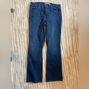 Levi Boot cut jeans